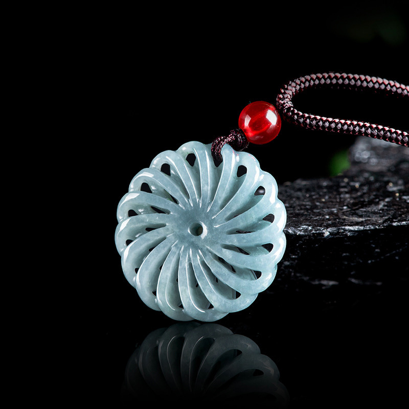 Burmese Jadeite Flower Pendant - Necklace Pendant 评论和价格