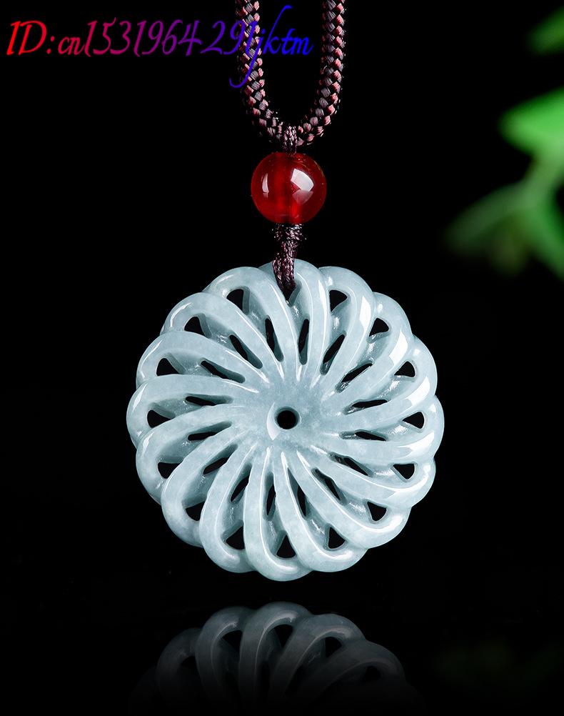 Burmese Jadeite Flower Pendant - Necklace Pendant 评论和价格